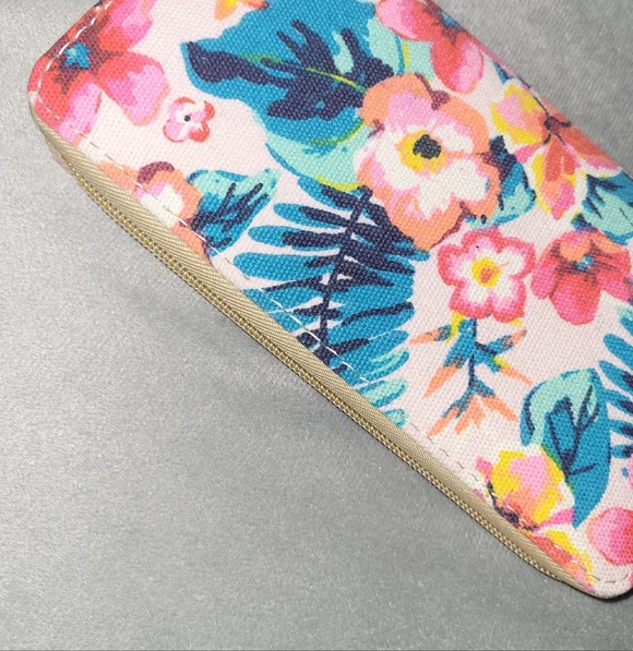 Canvas Zip Wallet - Picture 10 of 16